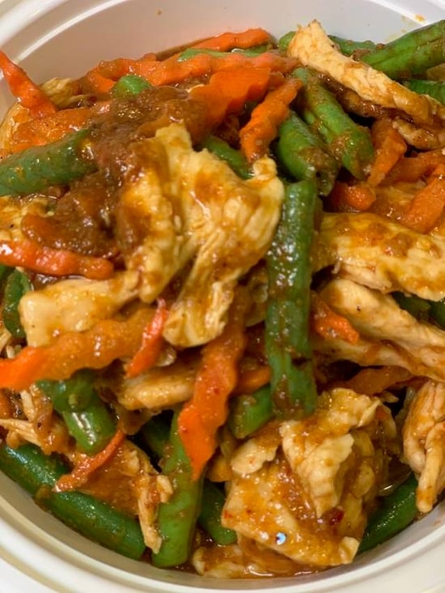 L Chili Paste.